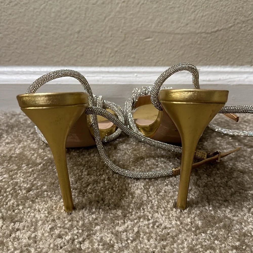 Schutz Jewel heeled sandal size 6 worn for ONE PHOTO - Picture 4 of 4